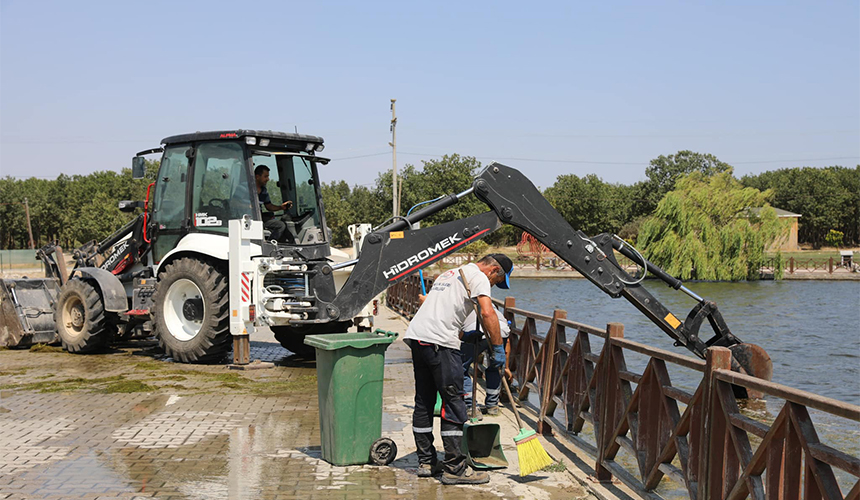 Kazak Gölü Çok Kirlendi7