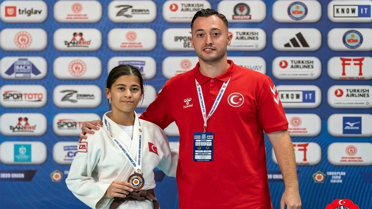 Berrak 3. Oldu2