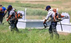 Mezarlıklar vatandaşların ziyaretine hazır hale getirildi