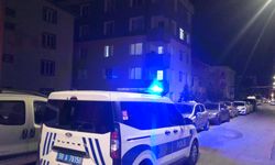 Balkondan düşen kız çocuğu yaralandı