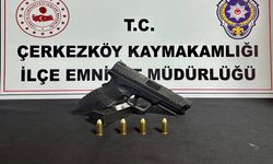 Rasgele ateş eden şüpheliyi polis yakaladı