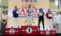 Türkiye’yi temsil ettiler, madalyalarla döndüler