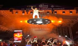 Ünlü rapçi Çakal, Tekirdağ’da konser sonrası silahlı saldırıya uğradı