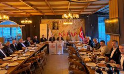 Akın Yılmaz muhtarları ağırladı