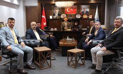 Arat’tan Başkan Çetin’e ziyaret