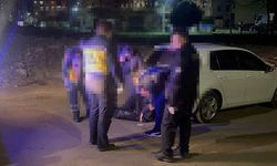 Sokak ortasında darbedildi