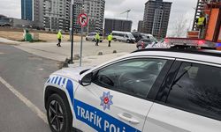 Cadde tek şerit oldu, yol kenarına park yasak!