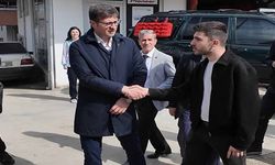 Başkan Akay ile polemiğe giren genç tanıdık çıktı