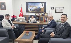 Minik müdürden büyük talimatlar: Okullara fidan, kantinlere denetim