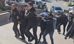Yaşlı kadınları dolandıran şebekeyi polis çökertti