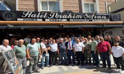 İrem Öğrenci Servisleri üyeleri kahvaltıda buluştu