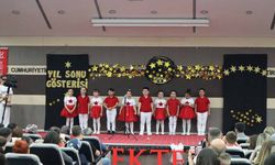 MEKTEBİM KOLEJİ’NDEN MUHTEŞEM YILSONU GÖSTERİSİ