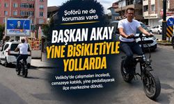 Şoförsüz, korumasız… Başkan Akay yine bisikletiyle yollarda