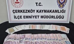 Kırathanede kumar oynarken polise yakalandılar
