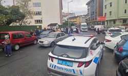 Okul çevrelerinde polis görevini sürdürüyor