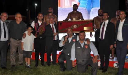 Kel Aliço yağlı güreşlerinde başpehlivan belli oldu