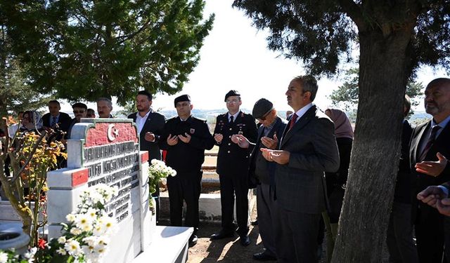 Şehit Küçükyoğurtlu kabri başında anıldı