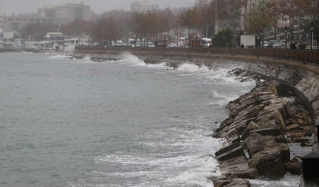 Balıkçılar denize açılamadı