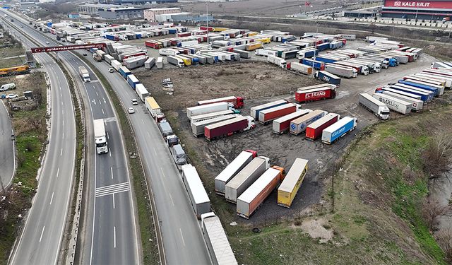 Çerkezköy’de tır kuyruğu