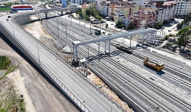Yaya üstgeçidi yapılıyor