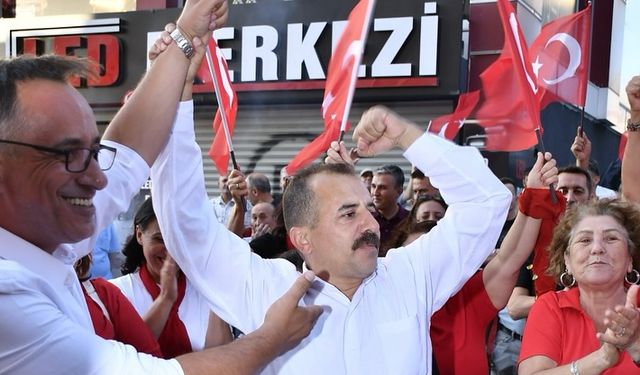 Müdahale var dedi, adaylıktan çekildi