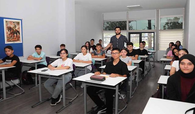 Halk Akademisi'nde yeni eğitim ve öğretim yılı başladı