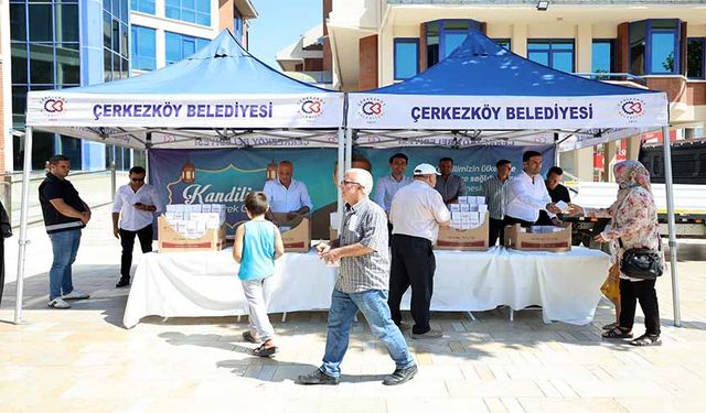 Kandil simidi dağıtıldı