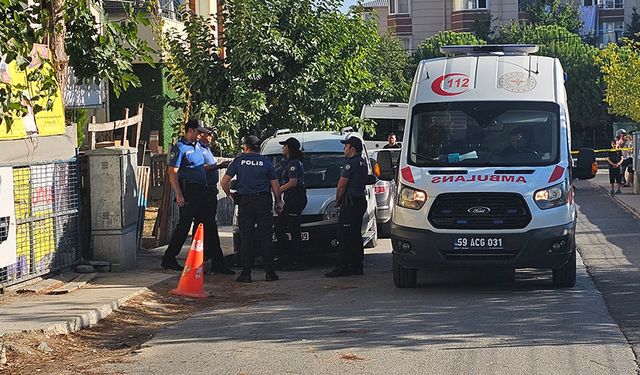 Kömürlükte ipe asılı halde bulundu