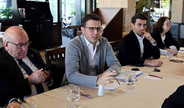 Akay’dan müteahhitlere uyarı!