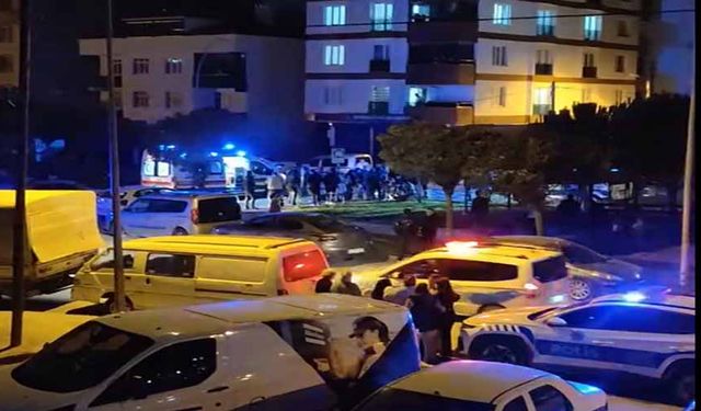 “Çevreyi rahatsız etmeyin” dediler, bıçaklandılar: 1’i ağır 4 yaralı