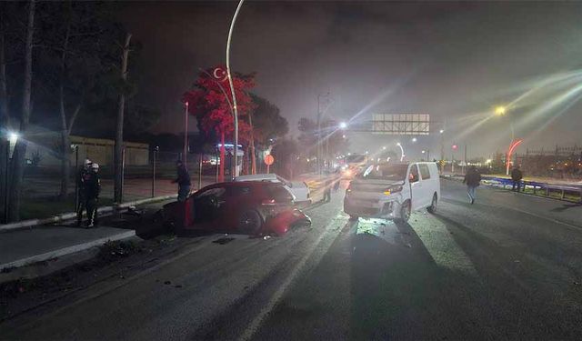 Kazada 3 kişi yaralandı