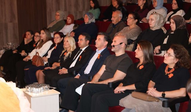 Farkındalık için söyleşi düzenlendi