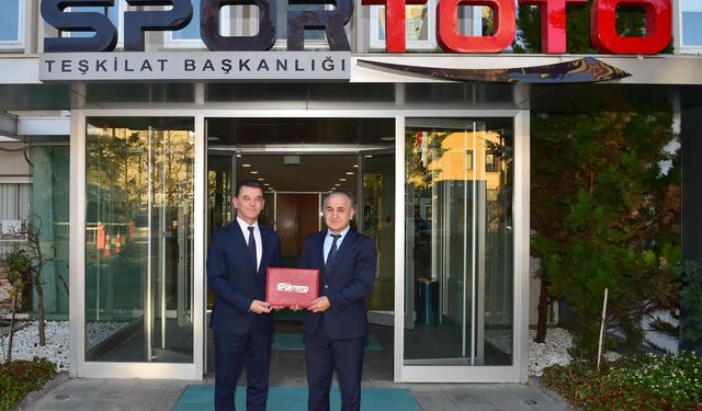 Kapaklı’ya 12 adet halı saha yapılacak