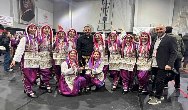 Trakya Folklor Kulübü’nden gururlandıran başarı