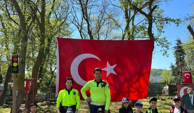 Miniklere trafik eğitimi verildi
