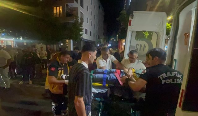 Yaya ve motosiklet sürücüsü yaralandı