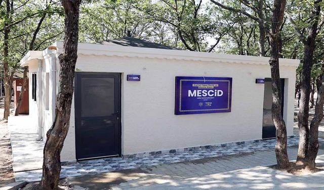 Mescit ibadete açıldı