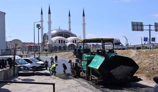 Kapaklı'da asfaltlama çalışması sürüyor
