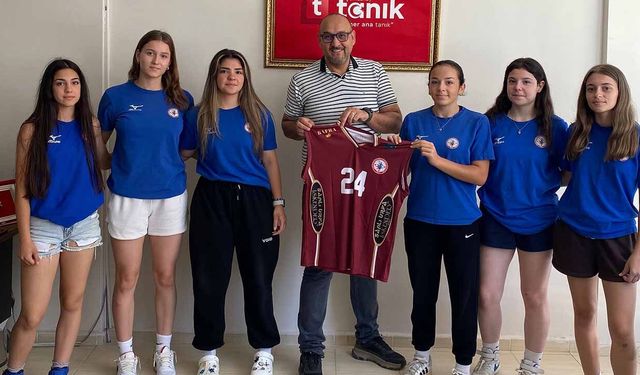 Çerkezköy Voleybol Akademi destek bekliyor