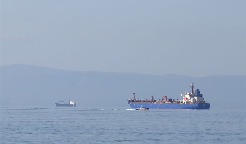 Tekirdağ'da gemiden bir kişi denize düştü