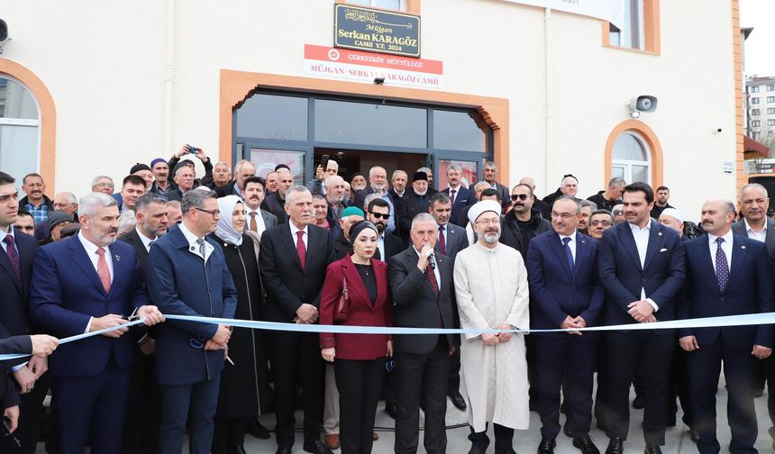 Karagöz çiftinin yaptırdığı caminin açılışı yapıldı
