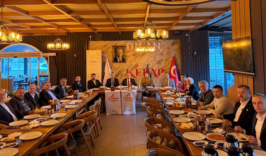 Akın Yılmaz muhtarları ağırladı