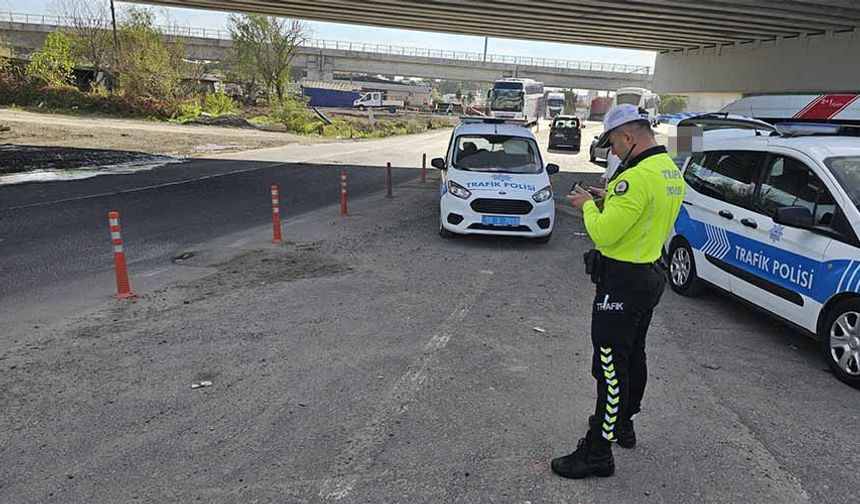 İkinci sıradan dönen, kırmızı da geçenler polise yakalandı