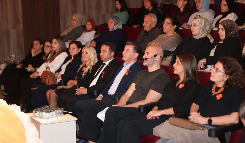 Farkındalık için söyleşi düzenlendi