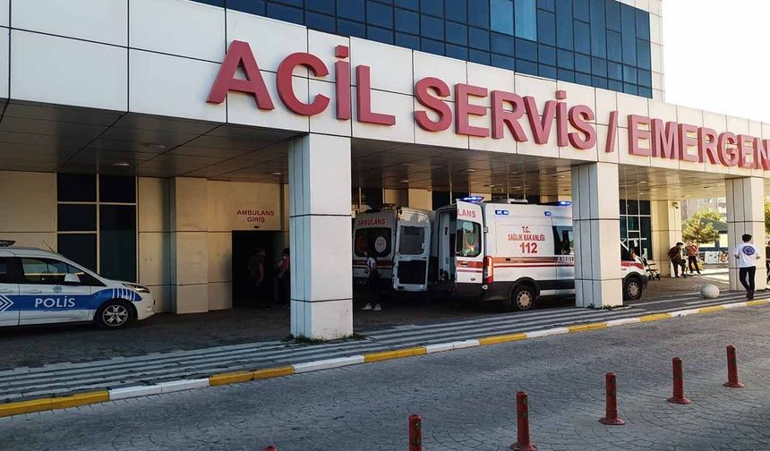 Küçük çocuk balkondan düştü: Hayati tehlikesi bulunuyor