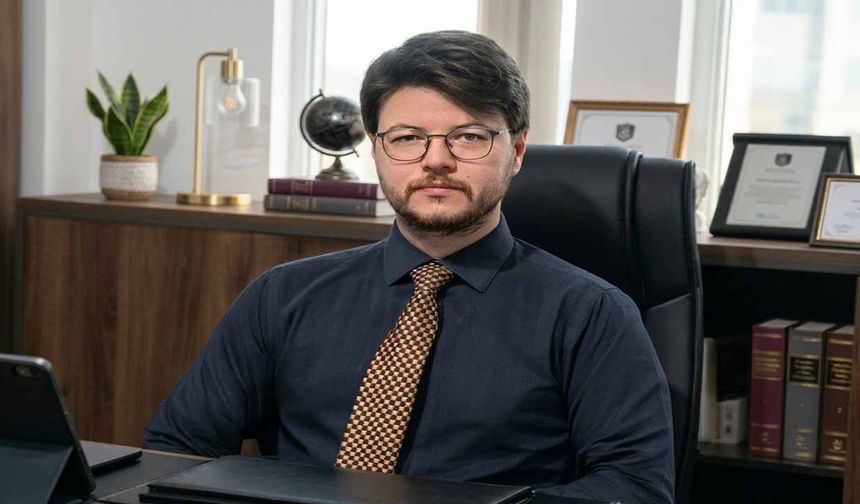 Tolunay Kantürer adaylığını açıkladı