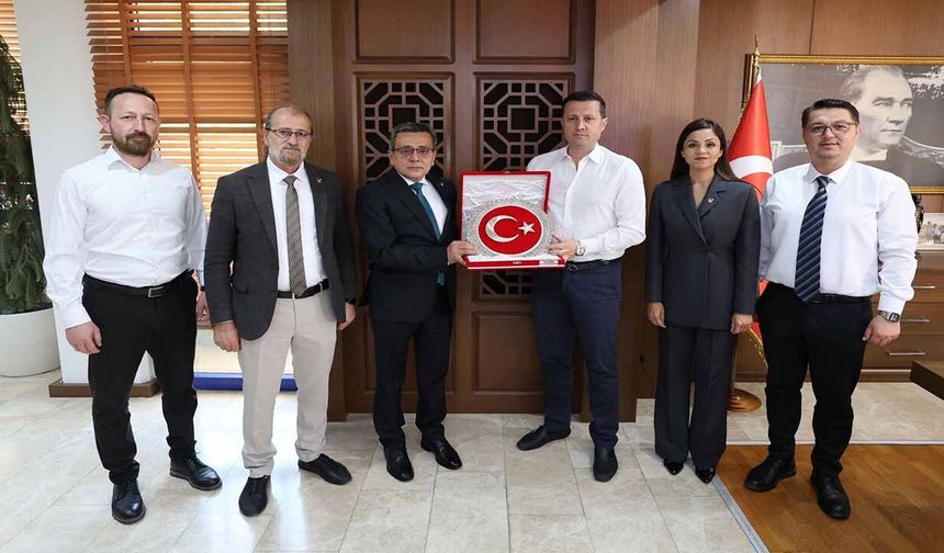 Okay’dan Başkan Akay’a ziyaret