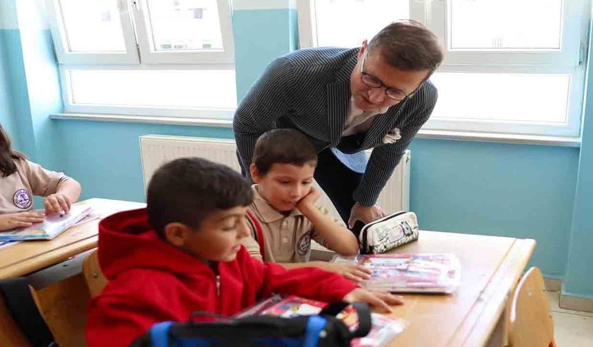 Çerkezköy Belediyesi’nden 4 bin 500 öğrenciye kırtasiye desteği