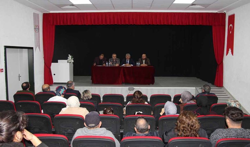 Okuldaki kantin fiyatları belirlendi
